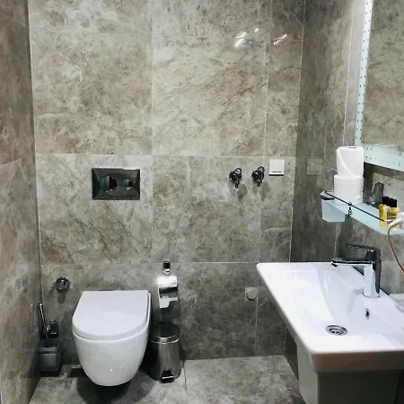 Arti̇m Apartmanhotel *